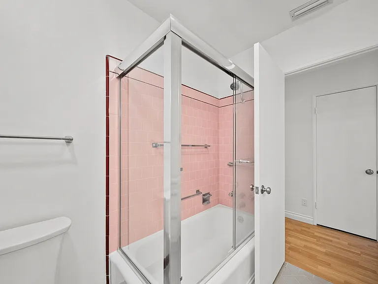 10257 McVine Ave — Photo 4