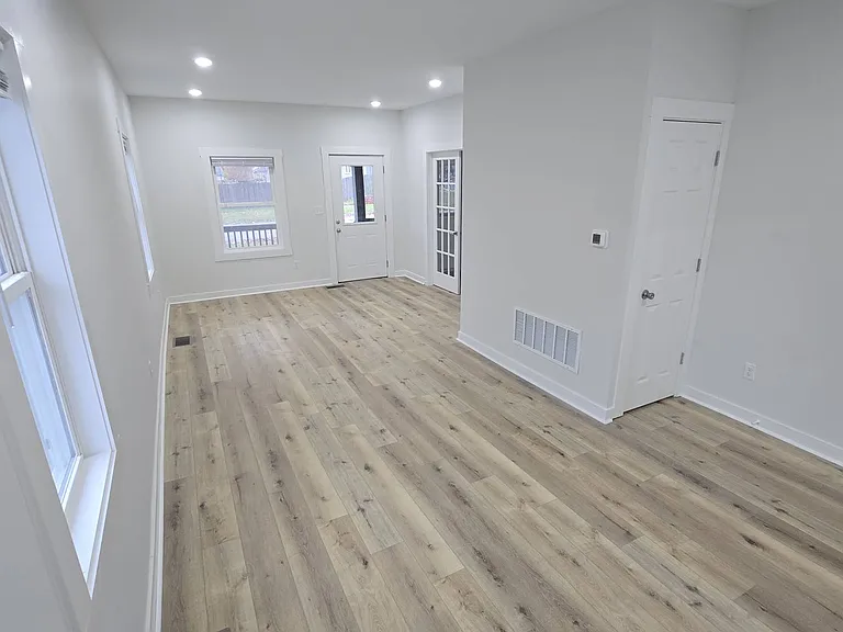 417 S Courtland Ave #1 — Photo 6