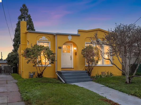 2026 E 28th St, Oakland, CA 94606
