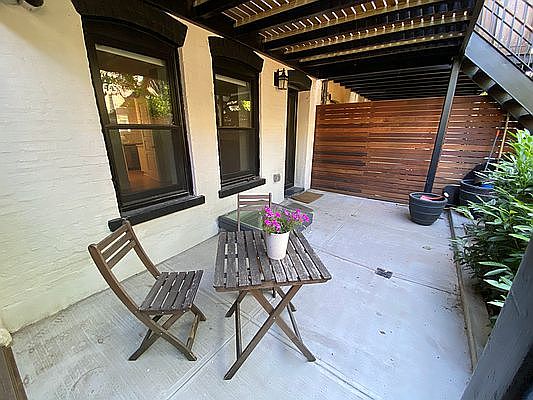 1st image of 619 11th St #1