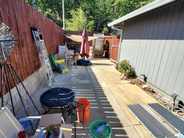 1011 North Blvd, Shasta Lake, CA 96019