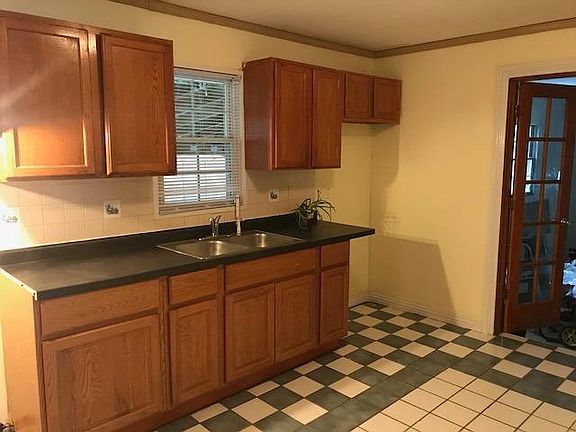4th image of 5845 McCasland Ave