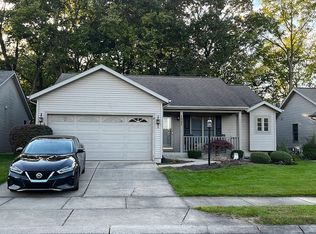 1901 Wild Rose Ln, Mishawaka, IN 46544