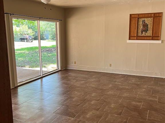 5th image of 1217 Avondale Dr