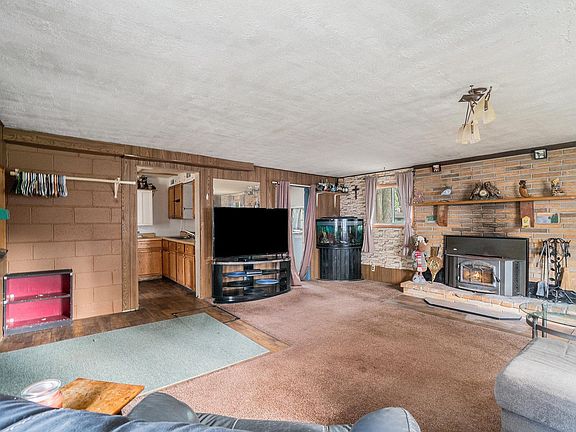 5th image of 13890 Merril Ave NE