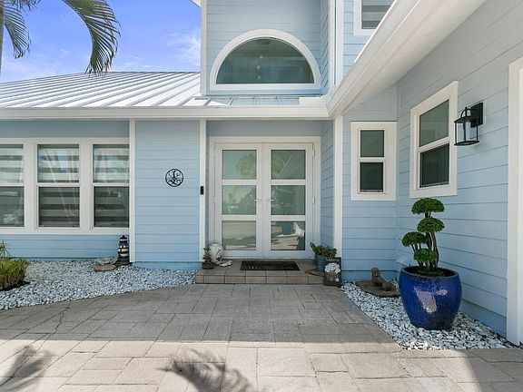 4th image of 9029 SE Breeze Way