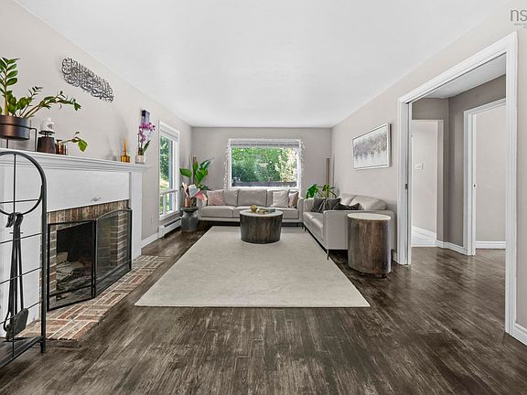 4th image of 7 Crabapple Ln