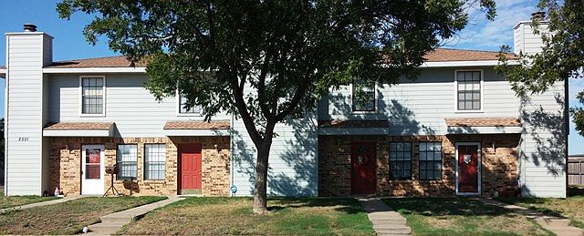 1st image of 2501 Sunburst Dr APT C