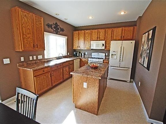 3rd image of 1348 Whitetail Glen Ct