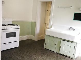 2717 E Hartford Ave, Milwaukee, WI 53211