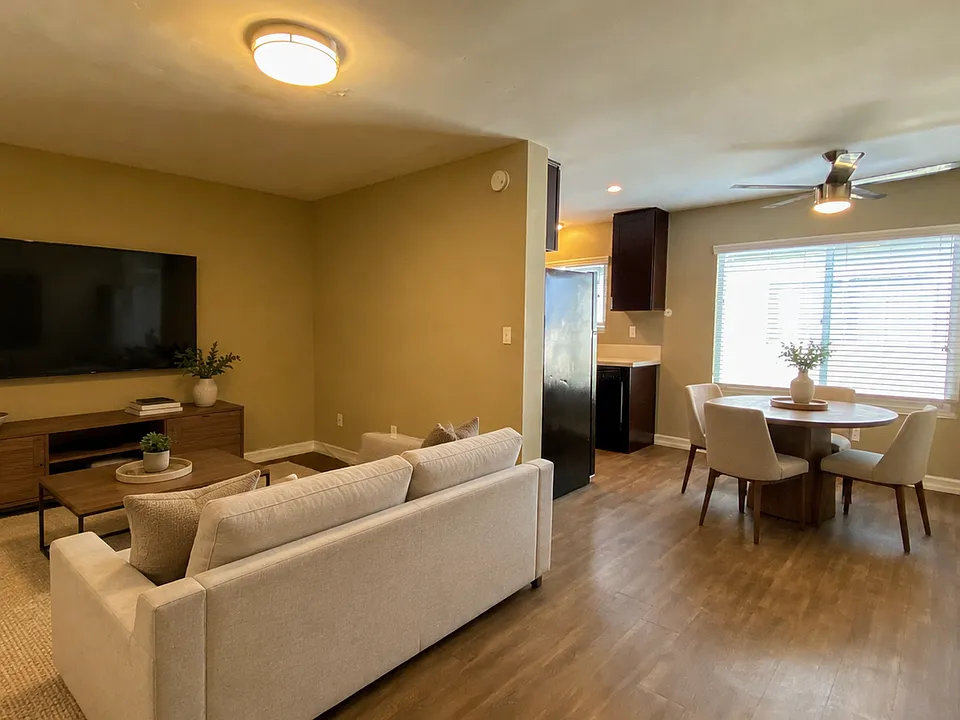 SF Laurel Apts