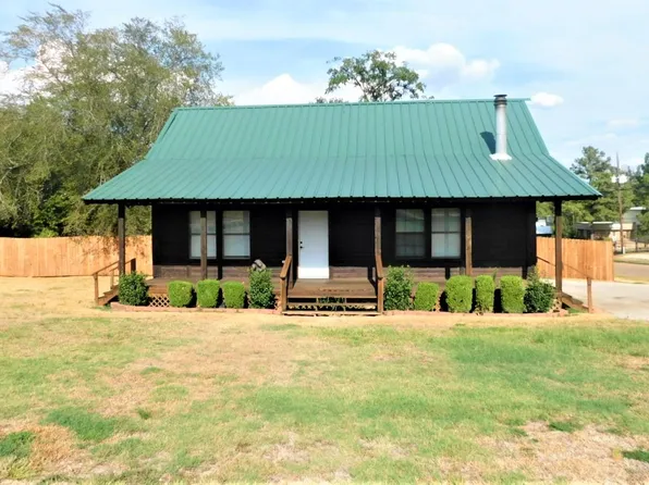 1 Creekwood Cir, Longview, TX 75602