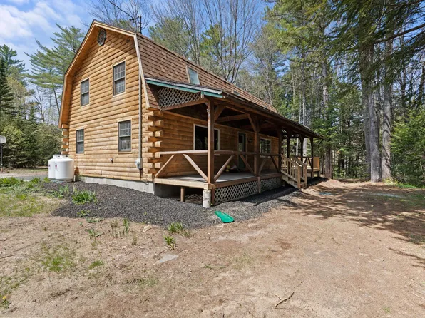 53 School House Road, Oxford, ME 04270