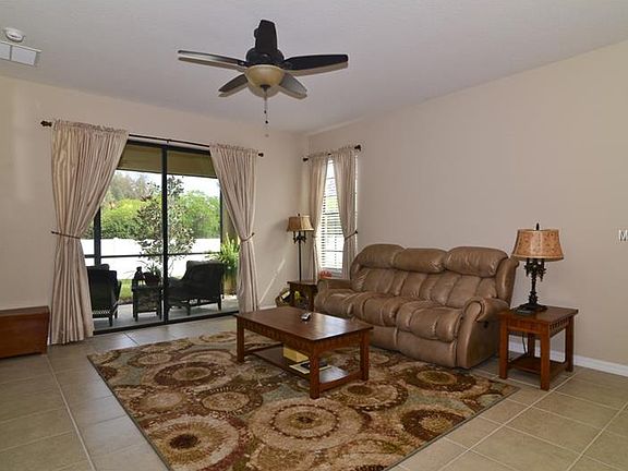 3rd image of 325 Bluewater Falls Ct