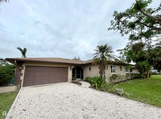 1557 Covington Cir E, Fort Myers, FL 33919