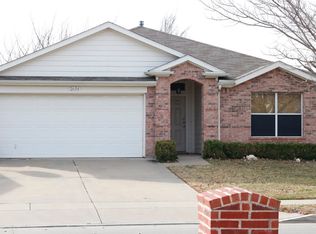 1604 Desperado Rd, Fort Worth, TX 76131