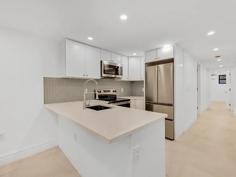 84 Pilling St #1 — Photo 3