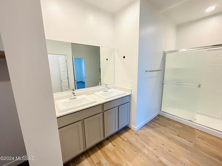 12815 E Russo Dr — Photo 9
