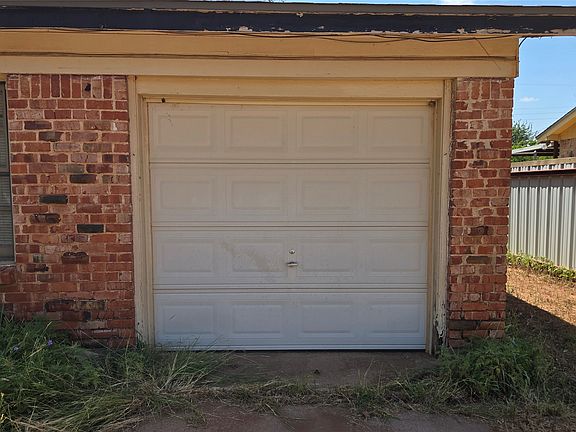 3rd image of 2150 Bridge Ave