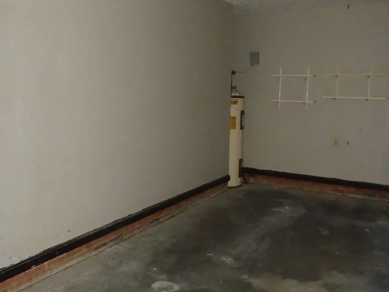5595 Quietwood Pl — Photo 20