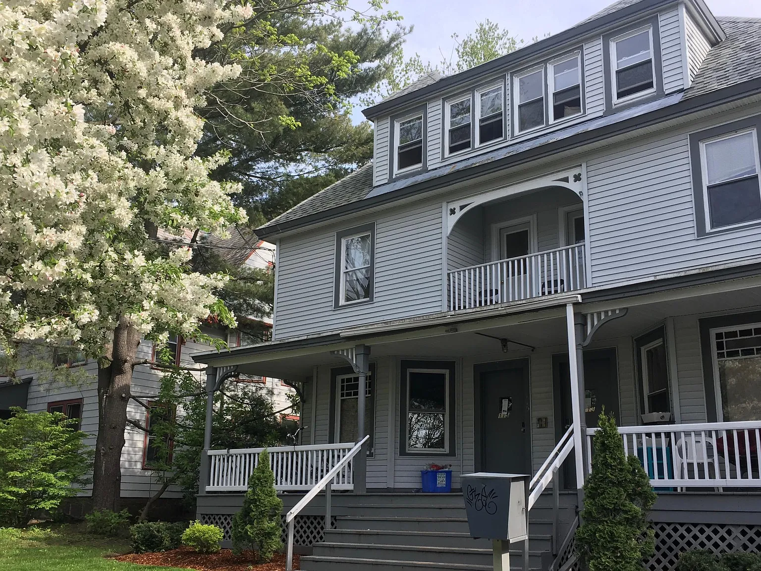 2 bed, $2,200 — Photo 1