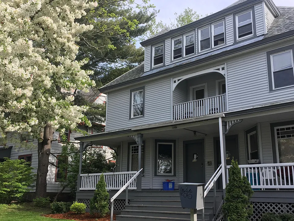115 Buell St #3