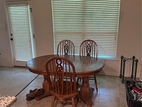 5th image of 293 Knoll Pine Cir