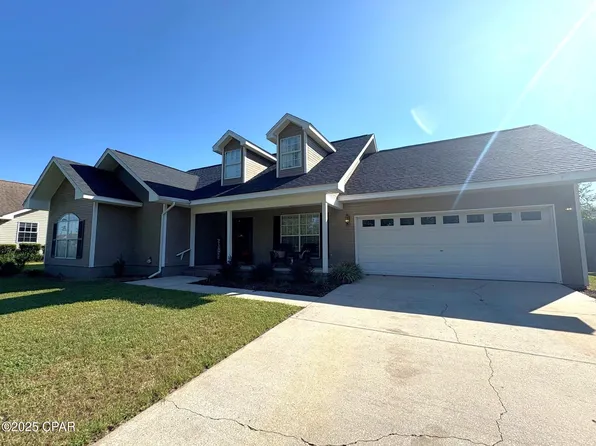 2510 Woods View Dr, Marianna, FL 32446