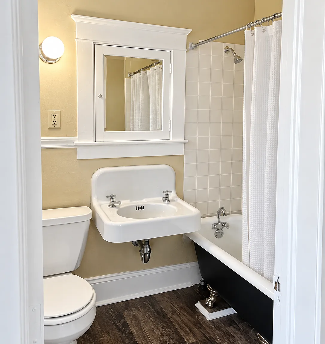 1 bed, $1,049 — Photo 2