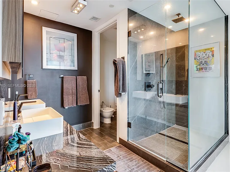 1100 Biscayne Blvd #2708 — Photo 12