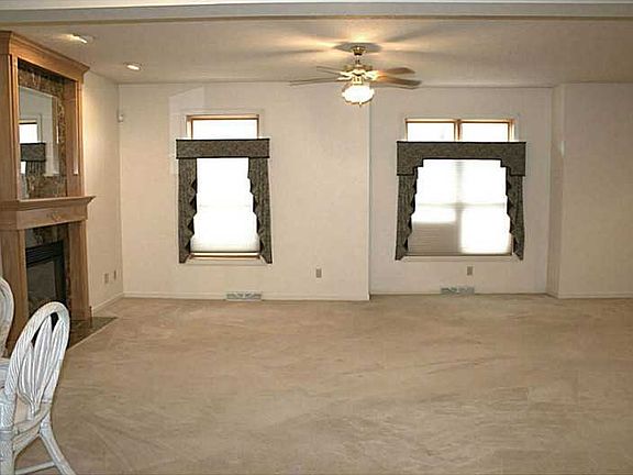3rd image of 113 Pappan Dr
