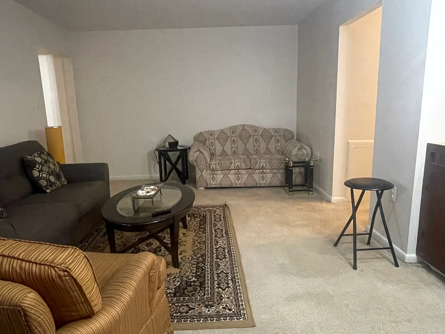 613 Center St — Photo 1