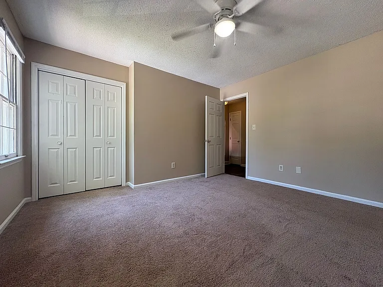 131 Greenford Pl — Photo 11