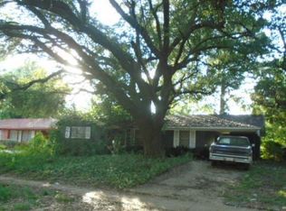 2250 W Algonquin Trl, Shreveport, LA 71107