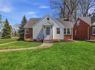 137 Columbia Pkwy, West Seneca, NY 14224