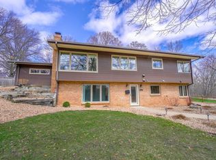 2093 California Ave E, Saint Paul, MN 55119