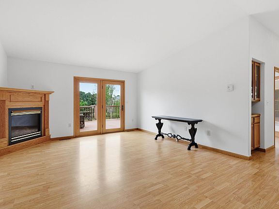 5th image of 2035 180th Ave