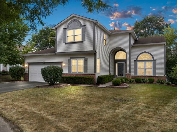 7623 Beringer Ct, Gurnee, IL 60031