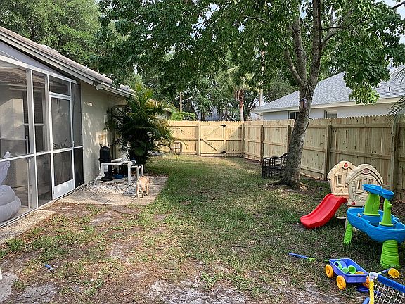 4th image of 16512 Lake Heather Dr