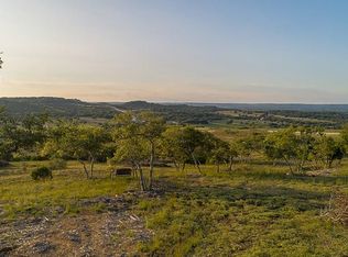 42 Majestic Creek Dr, Blanco, TX 78606