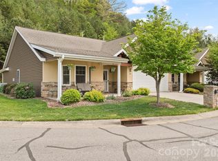 66 Kenai Trl, Waynesville, NC 28786