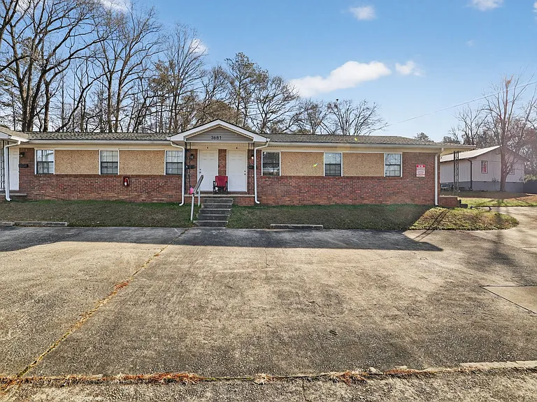 3681 Lynn Dr — Photo 7