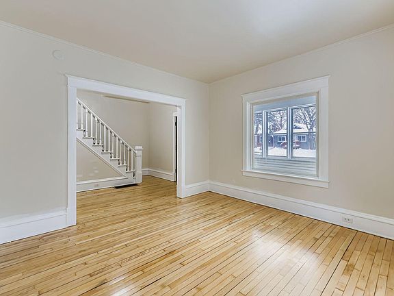 5th image of 3507 Newton Ave N