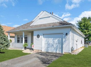 5 Florence Drive, Manchester, NJ 08759