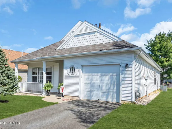 5 Florence Drive, Manchester, NJ 08759
