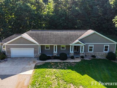 7801 Cascade Rd SE, Grand Rapids, MI, 49546