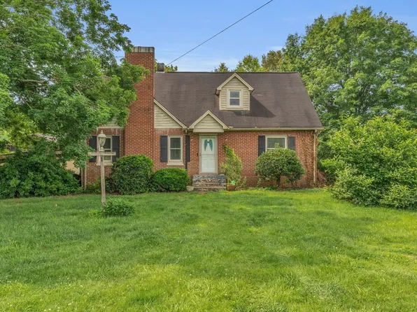 1804 Highway 52 E, Portland, TN 37148