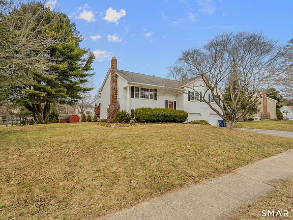 2nd image of 335 Judson Avenue