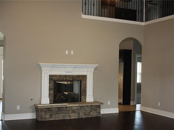 3rd image of 4406 SW Alfalfa Ave