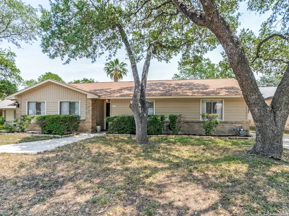 2111 PEACH BLOSSOM ST, San Antonio, TX 78247